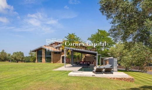 Country House in Vulpellac, Province of Girona