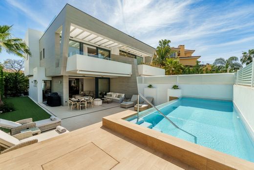 Semidetached House in Puerto Banus, Malaga