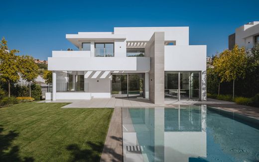 Detached House in Estepona, Malaga