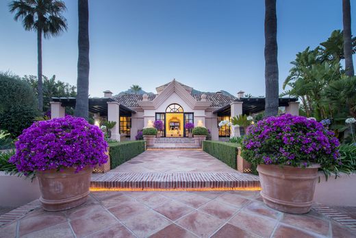Detached House in Sierra Blanca, Malaga