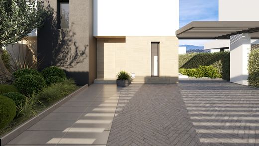 Detached House in Estepona, Malaga