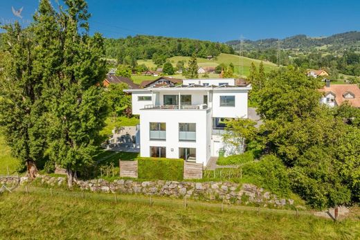 Luxe woning in Hinterforst, Wahlkreis Rheintal