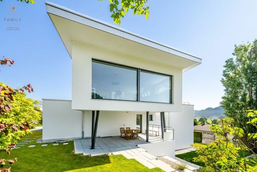 豪宅  Hinterforst, Wahlkreis Rheintal