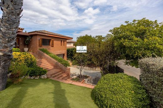 Luxus-Haus in Vilanova i la Geltrú, Provinz Barcelona