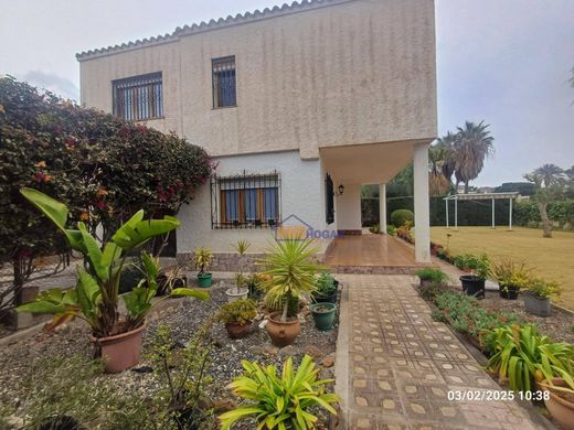 Detached House in Aguadulce, Almeria