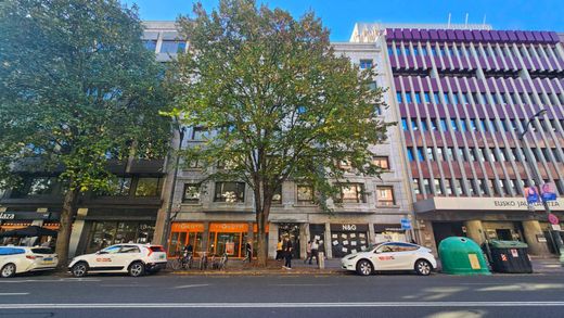 아파트 / Bilbao, Bizkaia