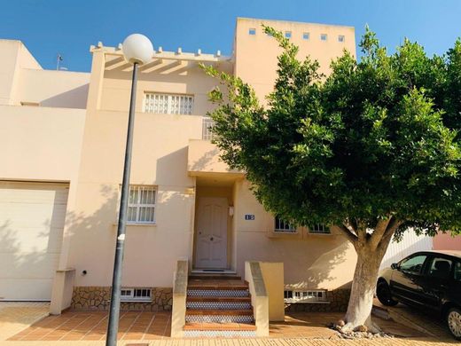 Piso / Apartamento en Almerimar, Almería