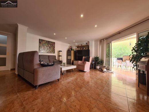 Dom jednorodzinny w Daimús, Província de València