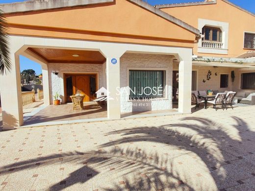Vrijstaand huis in Hondón de las Nieves, Provincia de Alicante