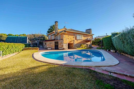 Dom jednorodzinny w Valdemorillo, Provincia de Madrid