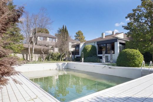 Casa Unifamiliare a Cizur Menor, Provincia de Navarra