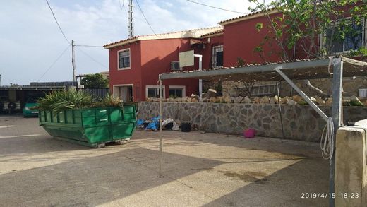 Einfamilienhaus in la Nucia, Alicante