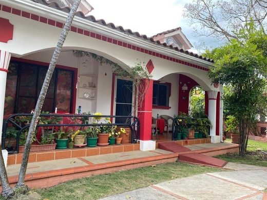 Einfamilienhaus in Boca Chica, Provincia de Santo Domingo