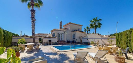 Detached House in Playas de Orihuela, Alicante