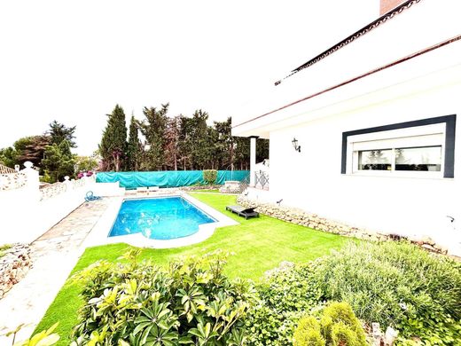 ﻓﻴﻼ ﻓﻲ مربلة, Provincia de Málaga