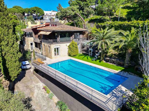 Einfamilienhaus in Lloret de Mar, Provinz Girona