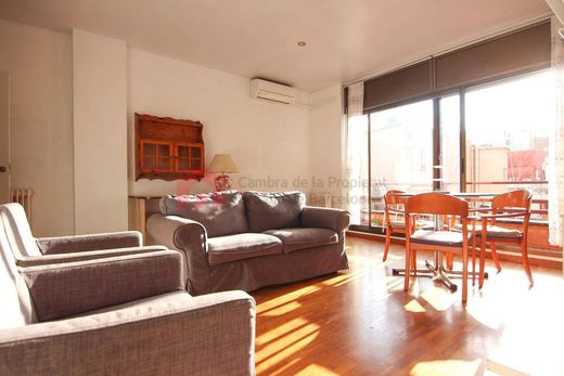 Apartment / Etagenwohnung in Barcelona, Provinz Barcelona