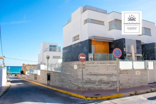 Casa di lusso a Guardamar del Segura, Provincia de Alicante