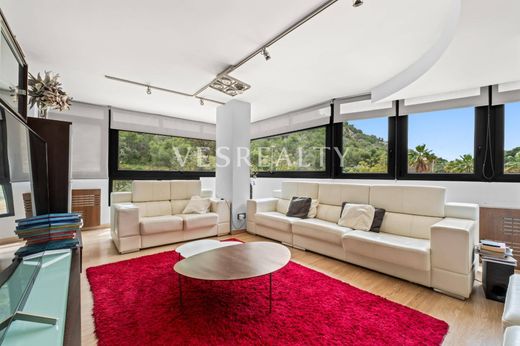 Apartment / Etagenwohnung in Alicante, Provinz Valencia