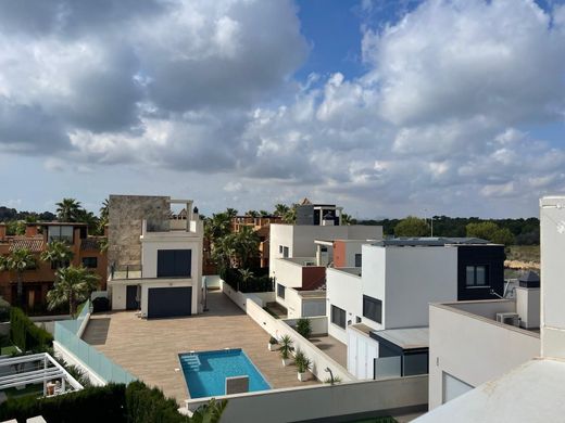 Villa in San Miguel de Salinas, Provincia de Alicante