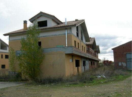 Complexes résidentiels à Vega de Infanzones, Léon