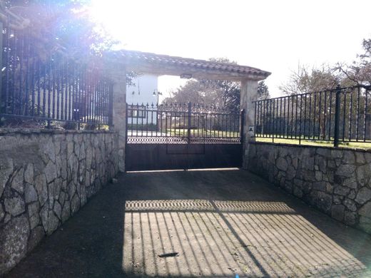 Einfamilienhaus in Ares, Provincia da Coruña