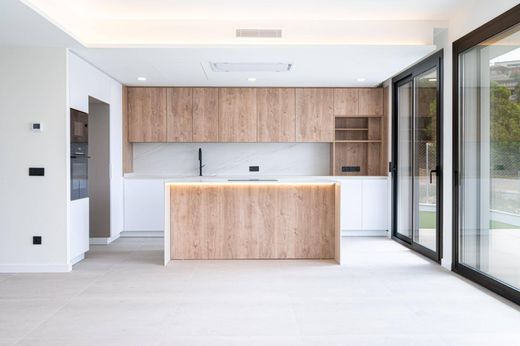 단독 저택 / Teià, Província de Barcelona