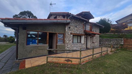 Vrijstaand huis in Caviedes, Provincia de Cantabria
