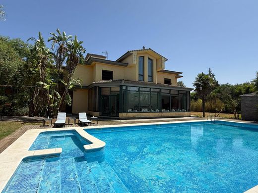 Vrijstaand huis in Gelves, Provincia de Sevilla