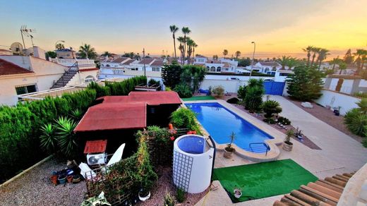 Villa à Torrevieja, Alicante