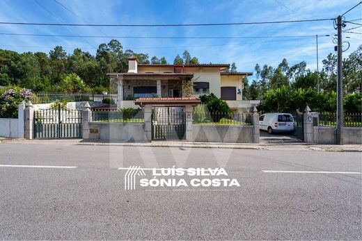 Maison individuelle à Santa Maria da Feira, Distrito de Aveiro