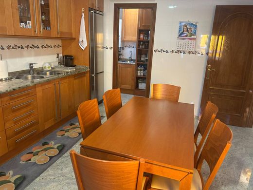 Detached House in Alcalá de Henares, Province of Madrid