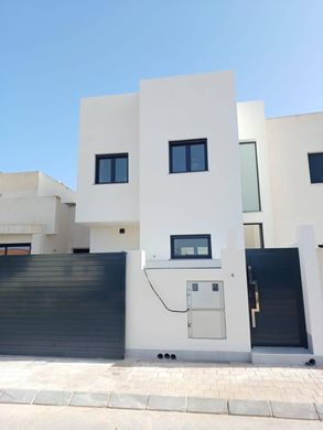 빌라 / San Pedro del Pinatar, Murcia