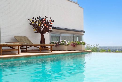 Semidetached House in Torrelodones, Province of Madrid