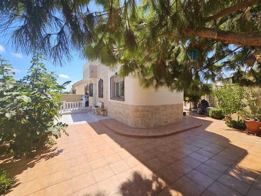 Villa in Torrevieja, Alicante
