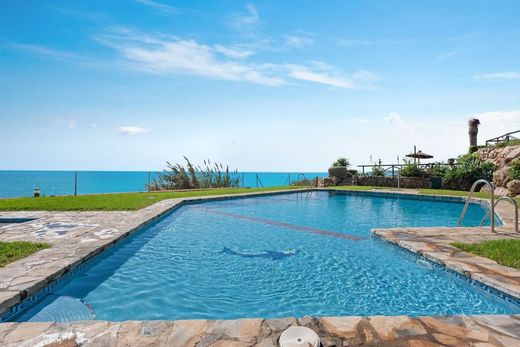Luxury home in Estepona, Malaga