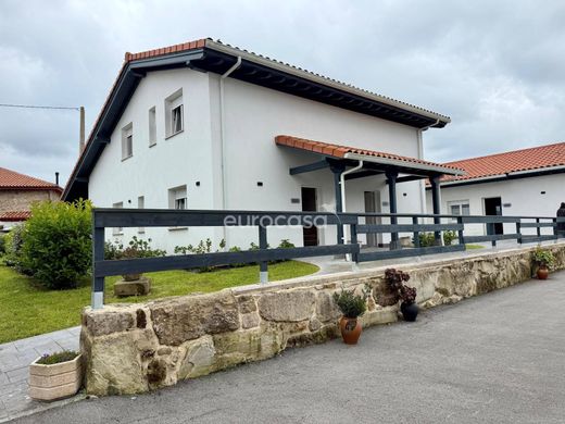 Semidetached House in Comillas, Province of Cantabria