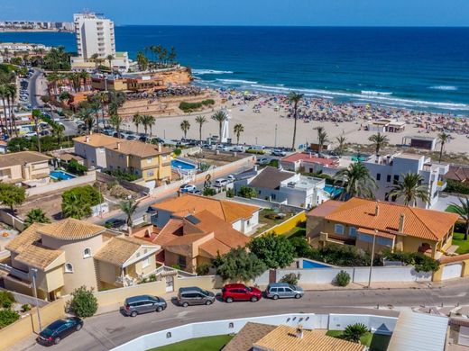 Casa Unifamiliare a Playas de Orihuela, Provincia de Alicante