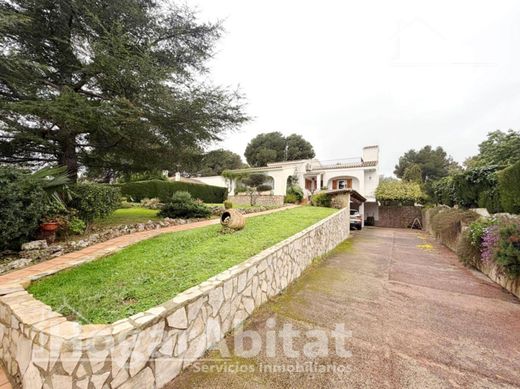 Detached House in Picassent, Valencia
