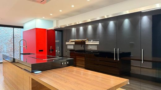 Luxus-Haus in Silla, Valencia