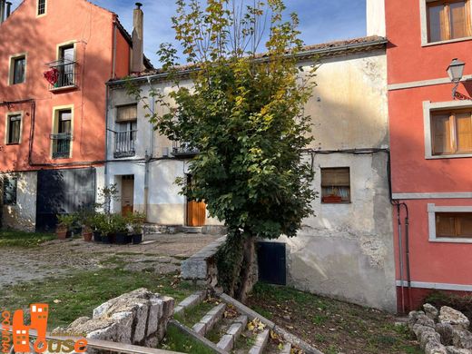 Luxus-Haus in San Ildefonso, Segovia