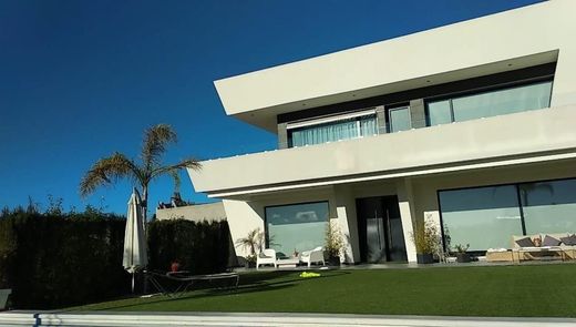 Detached House in Baena, Province of Córdoba