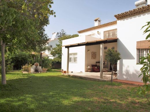 Detached House in San Fernando, Cadiz