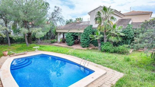 Detached House in Mutxamel, Alicante
