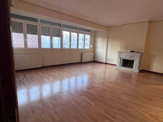 Piso / Apartamento en Madrid, Provincia de Madrid