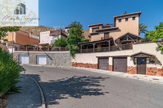 Vrijstaand huis in Cenes de la Vega, Provincia de Granada