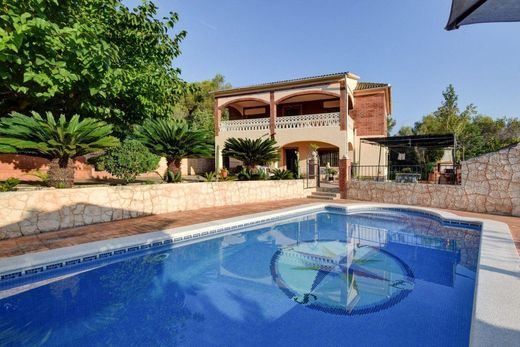Detached House in Cubelles, Province of Barcelona