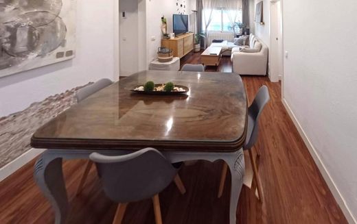Apartment / Etagenwohnung in Barcelona, Provinz Barcelona