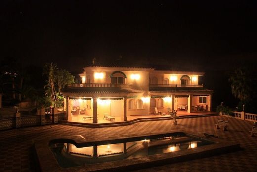 Luxe woning in l'Alfàs del Pi, Provincia de Alicante