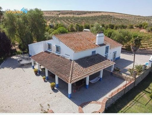 Rural or Farmhouse in Campo Maior, Distrito de Portalegre